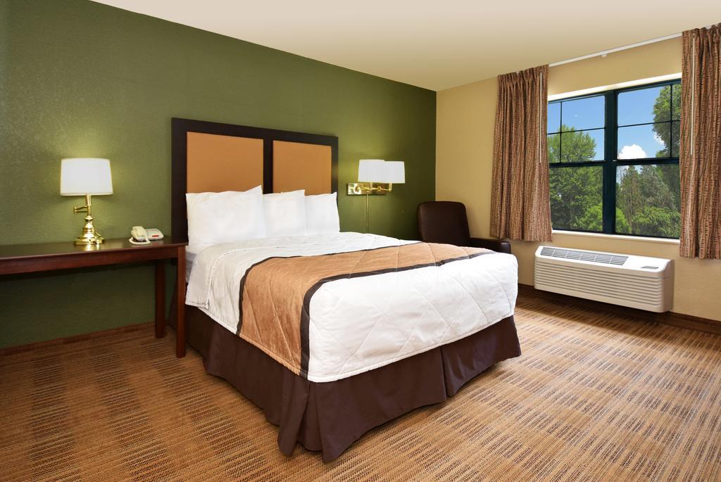 Extended Stay America Suites - Los Angeles - Northridge מראה חיצוני תמונה