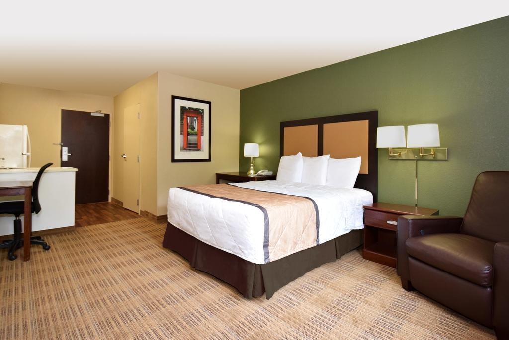 Extended Stay America Suites - Los Angeles - Northridge מראה חיצוני תמונה