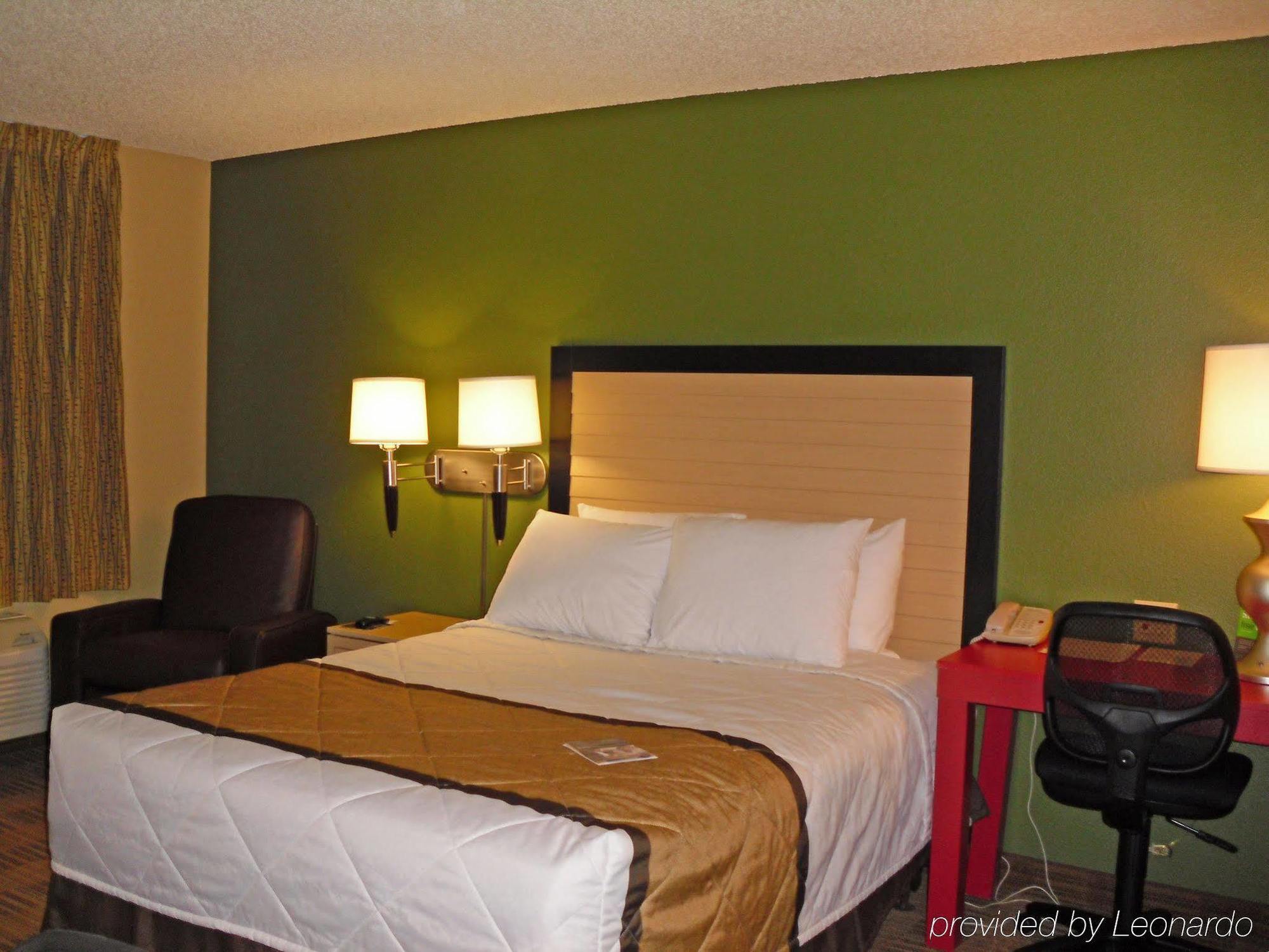 Extended Stay America Suites - Los Angeles - Northridge מראה חיצוני תמונה