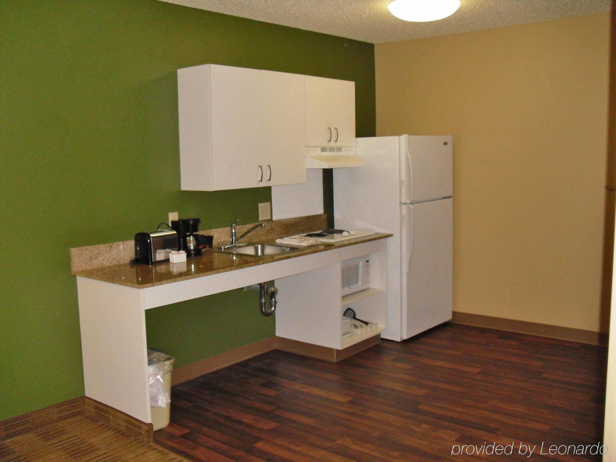 Extended Stay America Suites - Los Angeles - Northridge מראה חיצוני תמונה