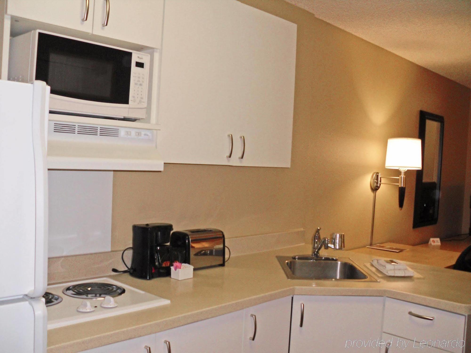Extended Stay America Suites - Los Angeles - Northridge מראה חיצוני תמונה